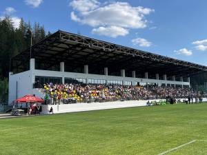 În comuna Putna a fost inaugurat cel mai modern stadion din județ