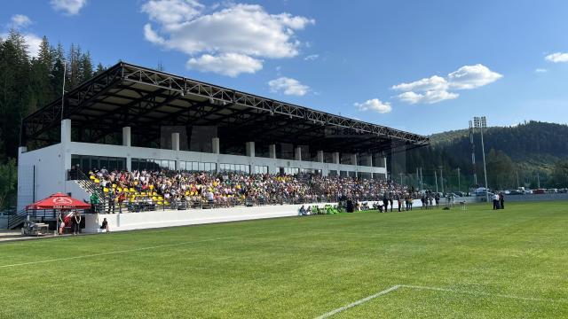 În comuna Putna a fost inaugurat cel mai modern stadion din județ