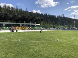 În comuna Putna a fost inaugurat cel mai modern stadion din județ