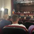 Zeci de foști angajați ai Combinatului Minier Gura Humorului s-au adunat vineri pentru o întâlnire cu parlamentarii suceveni