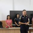 Peste 100 de ghiozdane echipate cu rechizite școlare și dulciuri, oferite elevilor din medii defavorizate