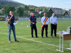 Gheorghe Flutur a fost prezent alături de primarul Gheorghe Coroamă la deschiderea noii baze sportive din Putna