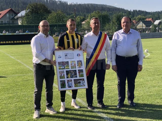 Meciul de retragere a fostului internațional sucevean Mihai Roman