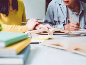 Pregătire suplimentară gratuită la șapte discipline, la Centrul Județean de Excelență