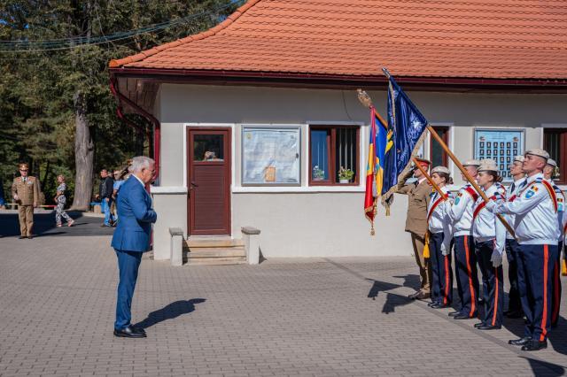 Deschiderea anului școlar, la Colegiul Militar. Foto Laurențiu Sbiera, elev caporal Matei Trofin