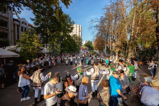 Spectacolul folcloric „Cu drag, din Țara de Sus”