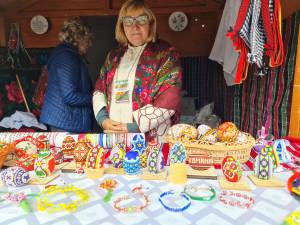 Târgul de toamnă „Produs în Bucovina” și-a deschis porțile, cu multe bunătăți, în centrul Sucevei