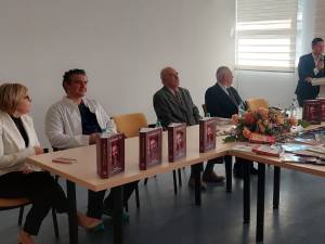 Volumul dedicat regretatului doctor Alexandru C. Pavel, „Pagini din istoria medicinei românești”, a fost lansat, vineri, la Spitalul Clinic Suceava