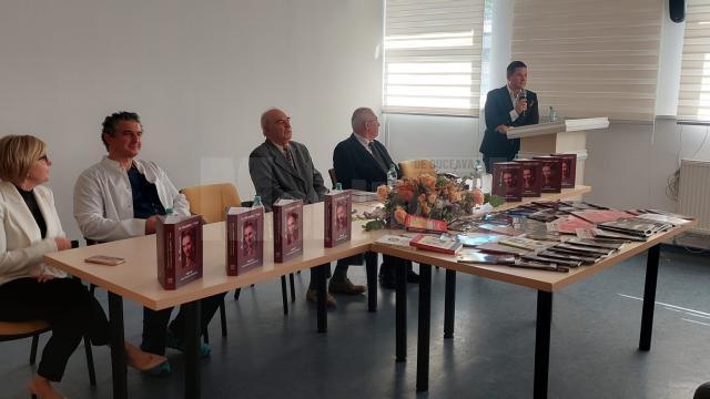 Volumul dedicat regretatului doctor Alexandru C. Pavel, intitulat „Pagini din istoria medicinei românești”, a fost lansat, vineri, la Spitalul Clinic de Urgență Suceava