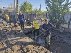 Omul de afaceri sucevean Petrică Negrea a fost alături de sinistrații din județul Galați