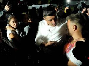 Liderul AUR George Simion a anunțat că suspendă acțiunile de campanie pentru a veni în sprijinul sinistraților din județul Galați