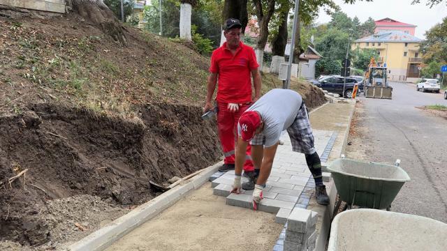 A demarat proiectul de modernizare a întregii zone aferente străzii Oituz