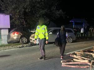 Beat la volan, a intrat în coliziune cu două mașini