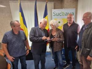 Delegație din orașul francez Laval, înfrățit cu Suceava, primită de primarul Ion Lungu 1