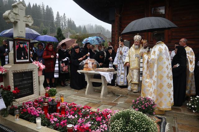 Preasfinţitul Părinte Ieronim, Episcopul Daciei Felix, a fost prezent duminică în mijlocul obștii de la Mănăstirea Voroneț