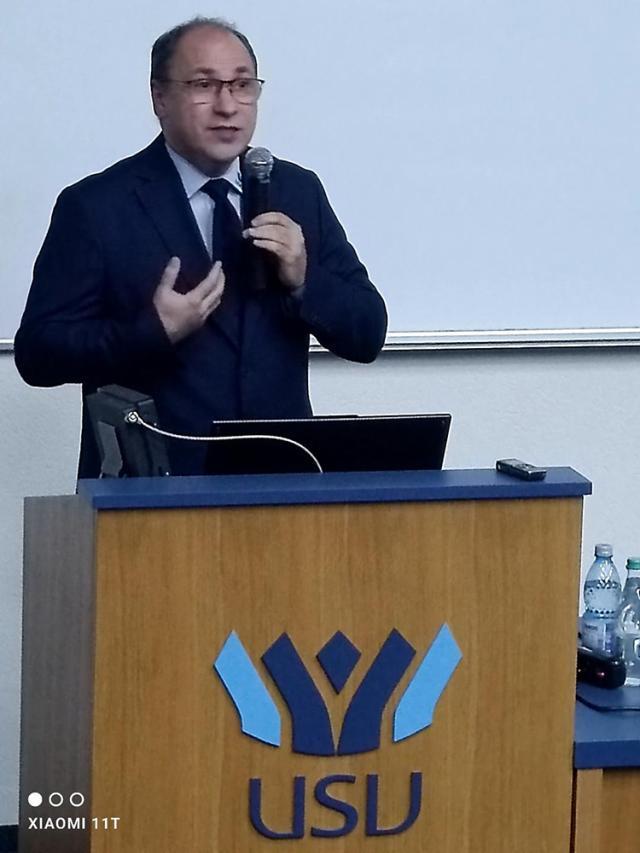 Prof. univ. dr. Mihai Dimian, rectorul USV