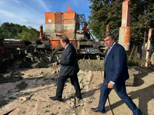 Gheorghe Flutur, prezent la începerea lucrărilor de modernizare a ultimelor 22 de drumuri din comuna Bilca