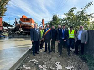 Gheorghe Flutur, prezent la începerea lucrărilor de modernizare a ultimelor 22 de drumuri din comuna Bilca