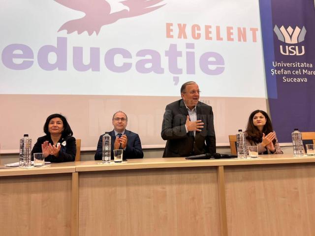 Liderul PNL Suceava le-a vorbit studenților despre omul Gheorghe Flutur, ca lider în politică