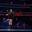 Lavinia Jitaru a făcut spectacol la Vocea României, cu o piesă a artistei Theo Rose. Foto Protv.ro