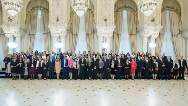 Ceremonia de decorare a unor instituții de învățământ cu prilejul Zilei Mondiale a Educației Foto:presidency.ro