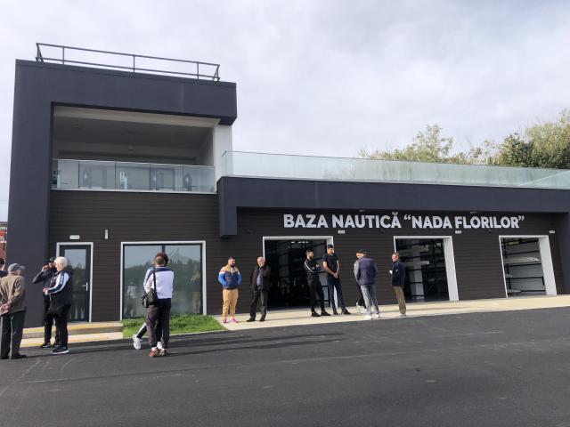 Elisabeta Lipă a vizitat noua Bază Nautică din Fălticeni și a anunțat deschiderea unui Centru Național de Canotaj pentru Juniori