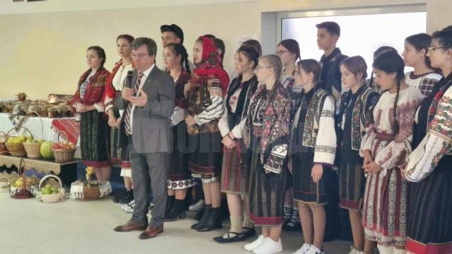 Târg de toamnă caritabil, organizat la Colegiul de Informatică „Spiru Haret”
