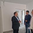 Gheorghe Flutur a verificat stadiul lucrărilor la locuințele sociale pentru persoanele cu dizabilități care se construiesc în comuna Cacica