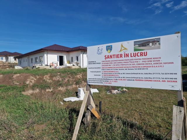 Gheorghe Flutur a verificat stadiul lucrărilor la locuințele sociale pentru persoanele cu dizabilități care se construiesc în comuna Cacica