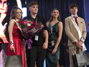 Balul Bobocilor de la Colegiul de Informatică „Spiru Haret”