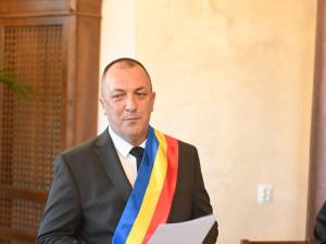 Cristinel Burac este oficial noul primar al comunei Șcheia