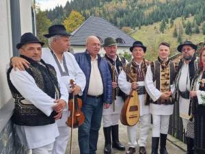 „Fluierași din Bucovina”, un spectacol memorabil la Casa de Cultură din Fundu Moldovei