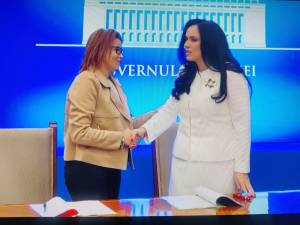 Sefa DGASPC Suceava, Nadia Crețuleac, s-a  întâlnit cu  Simona Bucura-Oprescu, ministrul Muncii