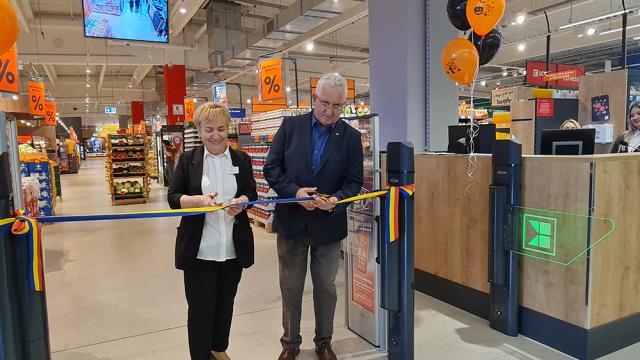 Al doilea hipermarket Kaufland din municipiul Suceava, deschis în cartierul Burdujeni, pe Calea Unirii nr. 35