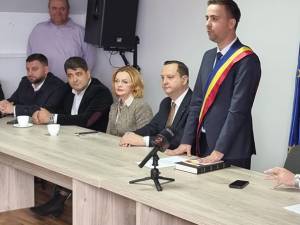 Primarul PNL din Salcea, Ezekiel Belțic, a depus jurământul pentru al doilea mandat alături de liderii județeni PSD