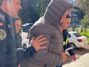 DNA a reținut șase angajați ai Spitalului Municipal Rădăuți și i-a dus la arestare