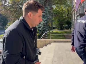 DNA a reținut șase angajați ai Spitalului Municipal Rădăuți și i-a dus la arestare