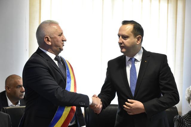 Primarul din Vicovu de Sus, Vasile Iliuț, este decis să continue dezvoltarea orașului în cel de-al doilea mandat