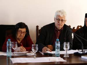 Peste 50 de medici participă la Mănăstirea Voroneț la simpozionul „Îmbătrânirea întru bucurie – Respir în Bucovina”