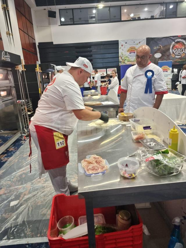 Sergiu Iftodi, managerul pizzeriei Industrial Pizza din Suceava, a participat la a treia ediție a Campionatului Internațional de Pizza