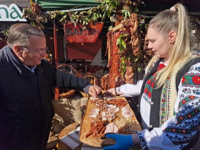 Gheorghe Flutur, la Târgul Mărului, de la Fălticeni