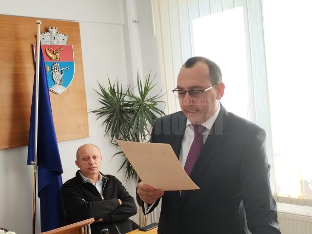 Mesaj de unitate în comunitate transmis de primarul din Vatra Moldoviței, Virgil Saghin la preluarea  unui nou mandat