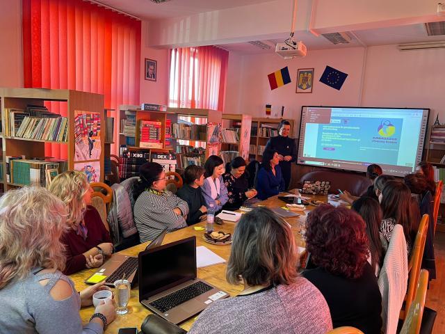 „Introducere în proiectele eTwinning”: sesiune de formare pentru cadrele didactice de la Liceul Tehnologic „Iorgu Vârnav Liteanu” din Liteni