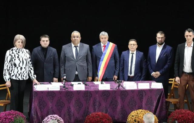 Cătălin Coman a depus jurământul pentru al patrulea mandat de primar al Fălticeniului