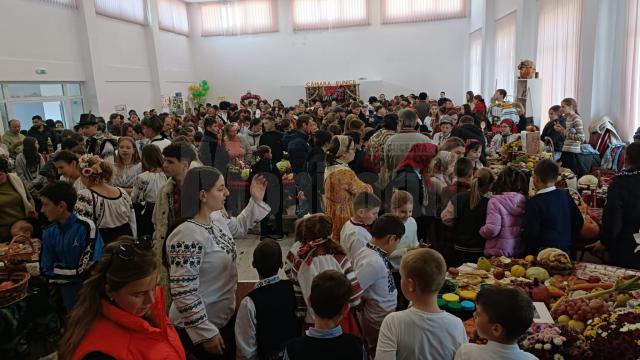 Cămara Bunicii, un eveniment de tradiție la școala din Bănești