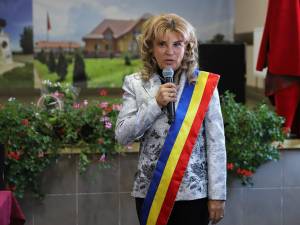 Primărița din Baia, Maria Tomescu, a depus jurământul pentru un nou mandat