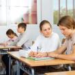 Peste jumătate dintre elevii suceveni primesc burse școlare, de aproape 4 milioane de euro