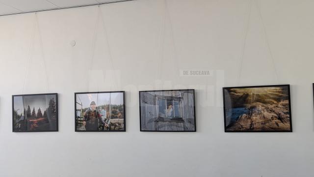 Expoziția de fotografie „Bucovina pe dealuri neumblate” poate fi admirată la Galeria de artă Zamca