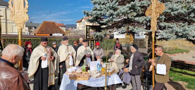 Slujbă de pomenire pentru mai multe personalităţi câmpulungene