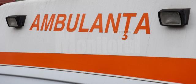 Rănitul a fost preluat de o ambulanță și transportat la Spitalul Clinic de Urgență Suceava